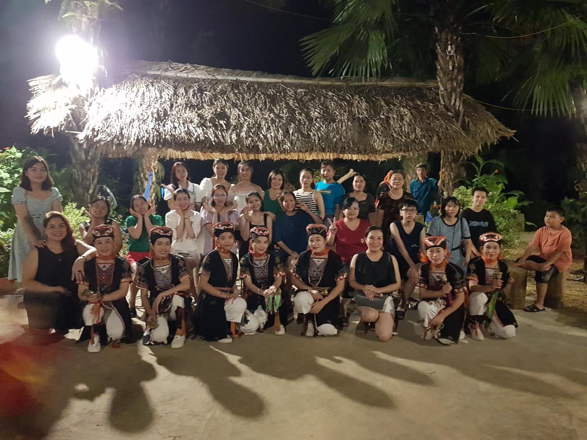 Vu Linh Palm House Homestay - Bungalow Yen Bai المظهر الخارجي الصورة